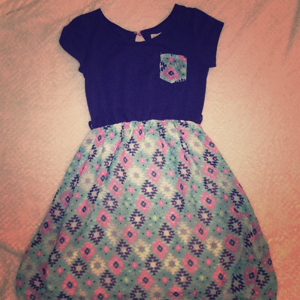 Girls dress